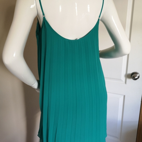 BCBGeneration Green dress size XS - Picture 3 of 4